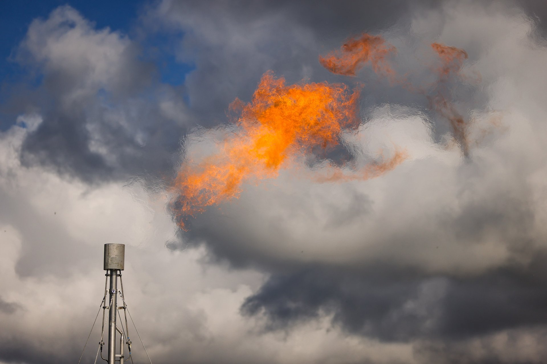 Amber Grid adopts controlled flaring to cut pipeline repair emissions